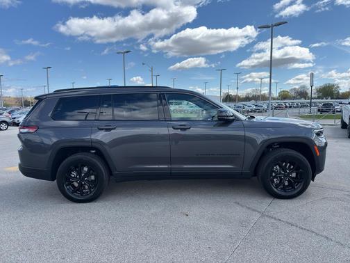 Metallic 2026 Jeep Grand Cherokee L LAREDO/ALTITUDE