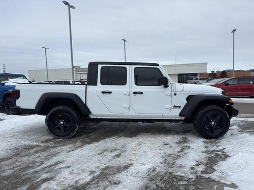 2020 Jeep Gladiator Sport