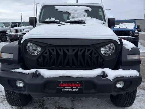 2020 Jeep Gladiator Sport