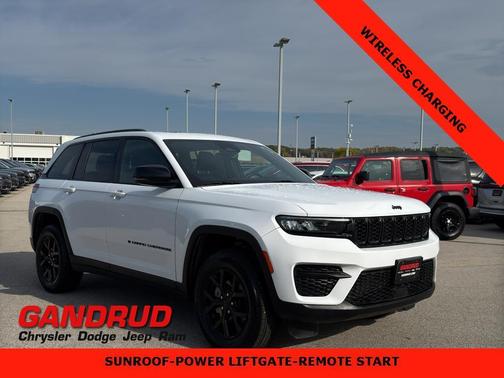 2024 Jeep Grand Cherokee Laredo