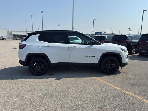2022 Jeep Compass Altitude