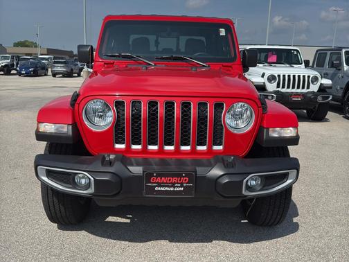 2021 Jeep Gladiator Overland