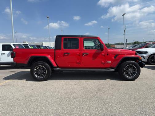 2021 Jeep Gladiator Overland