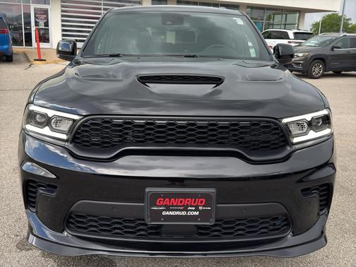 DB Black Clearcoat 2026 Dodge Durango GT HEMI V8