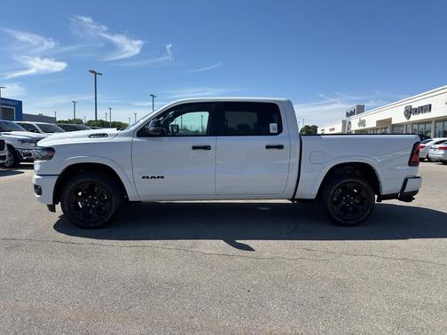 Bright White Clearcoat 2026 RAM 1500 Big Horn