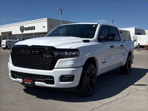 Bright White Clearcoat 2026 RAM 1500 Big Horn