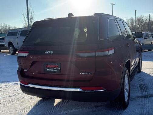 2024 Jeep Grand Cherokee Laredo