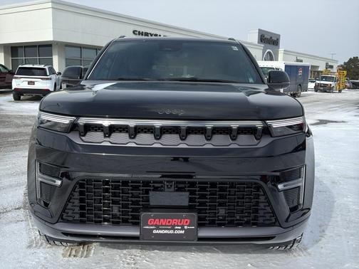 2026 Jeep Grand Wagoneer Limited Reserve