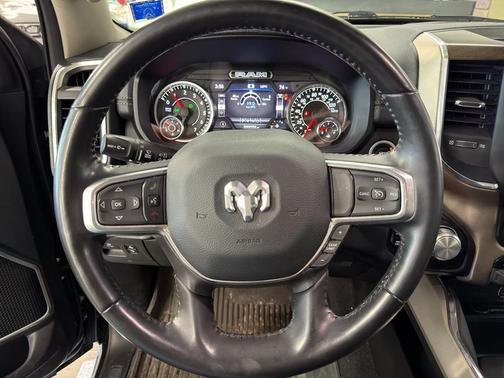 Diamond Black 2022 RAM 1500 Laramie