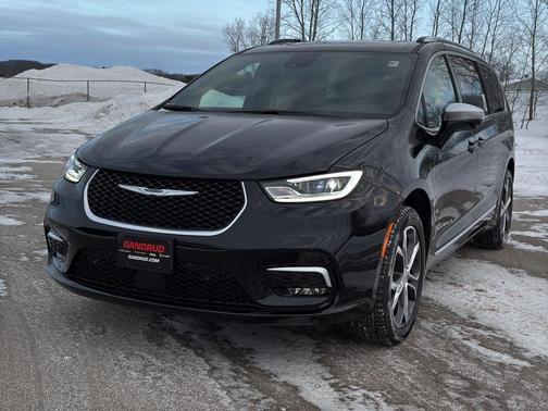 2026 Chrysler Pacifica Pinnacle