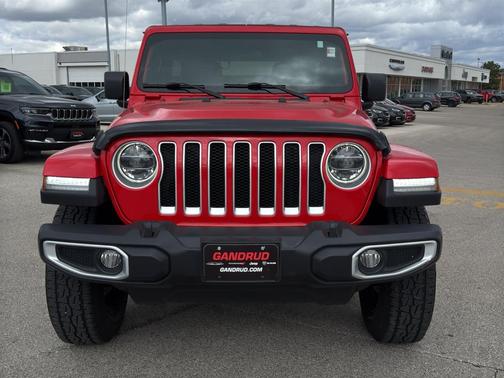 Firecracker Red Clearcoat 2020 Jeep Wrangler Unlimited Sahara
