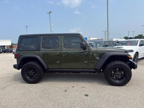 Sarge Green Clearcoat 2024 Jeep Wrangler Sport