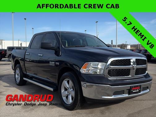 2016 RAM 1500 SLT