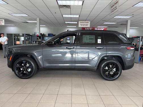 2025 Jeep Grand Cherokee Limited