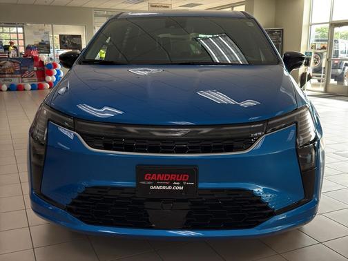 Hydro Blue Pearlcoat 2027 Chrysler Pacifica SELECT