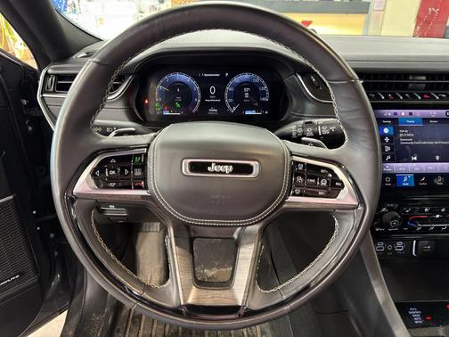 Metallic 2024 Jeep Grand Cherokee L Overland