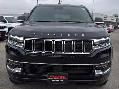 2025 Jeep Wagoneer Base