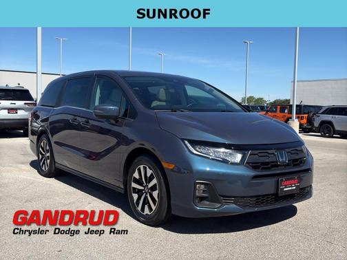 White 2025 Honda Odyssey EX-L