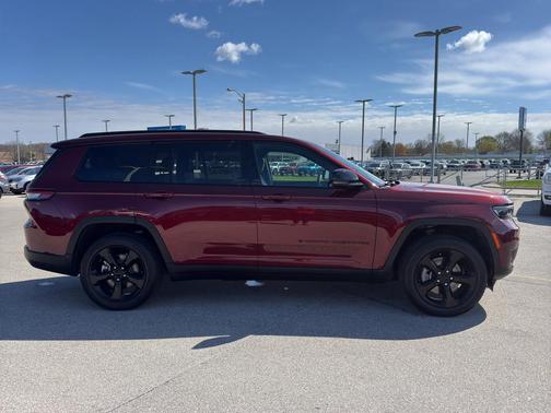 Velvet Red Pearlcoat 2023 Jeep Grand Cherokee L Laredo