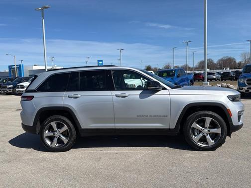 2022 Jeep Grand Cherokee Limited