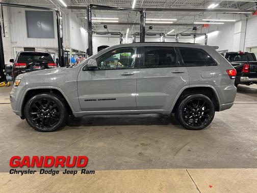 2019 Jeep Grand Cherokee Altitude