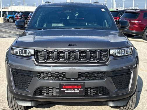 Metallic 2026 Jeep Grand Cherokee L Laredo