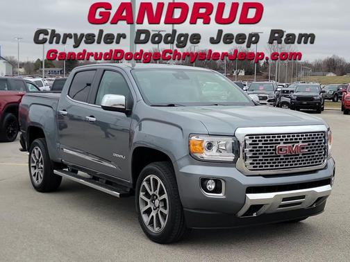 Photo 1 of 14 of 2019 GMC Canyon Denali