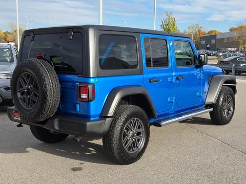 2024 Jeep Wrangler Sport