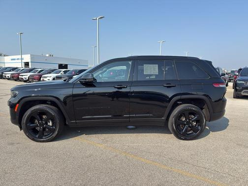 2023 Jeep Grand Cherokee Altitude