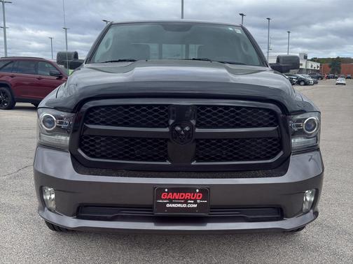 Granite Crystal Clearcoat Metallic 2018 RAM 1500 Night