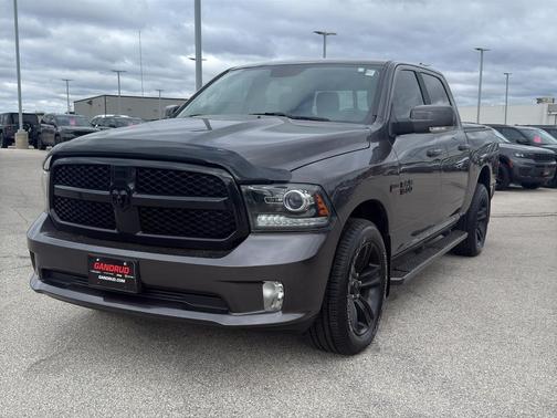 Granite Crystal Clearcoat Metallic 2018 RAM 1500 Night