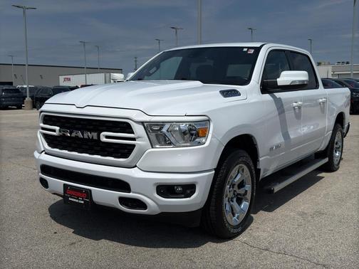 Bright White Clearcoat 2022 RAM 1500 Big Horn