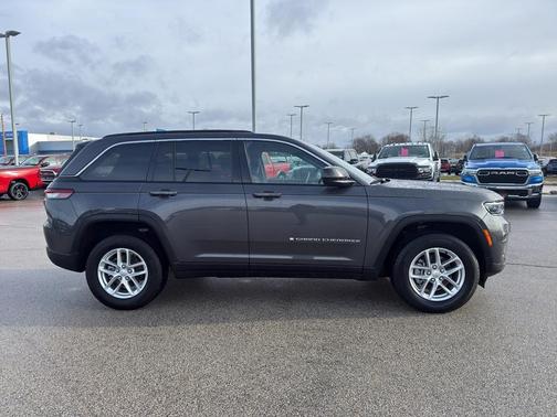 2024 Jeep Grand Cherokee Laredo X