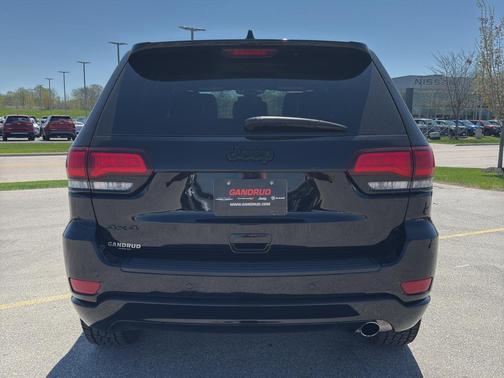 2022 Jeep Grand Cherokee WK Laredo