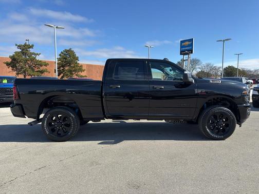 Diamond Black 2026 RAM 2500 Big Horn