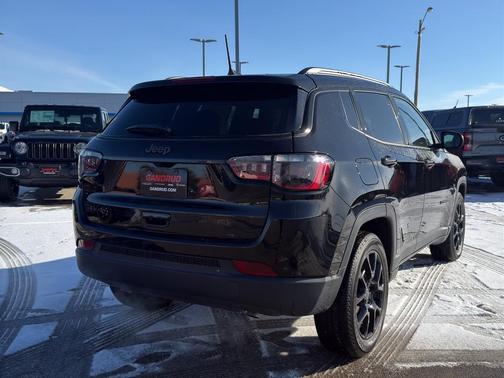 2026 Jeep Compass Latitude