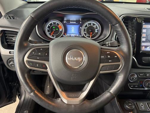 Granite Crystal Clearcoat Metallic 2019 Jeep Cherokee Limited