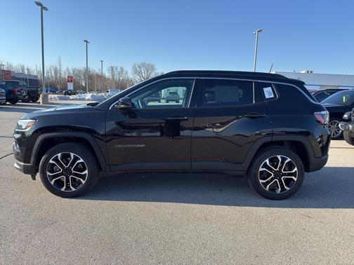 Diamond Black 2023 Jeep Compass Limited