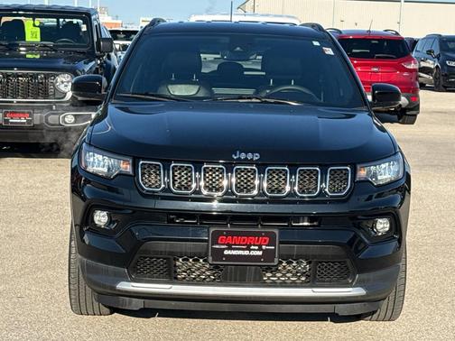 Diamond Black 2023 Jeep Compass Limited