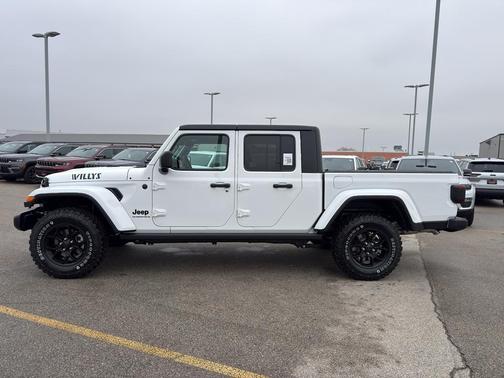 2026 Jeep Gladiator Sport