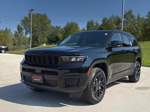 2025 Jeep Grand Cherokee L Laredo