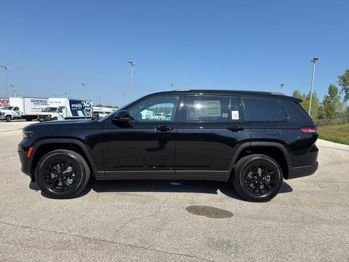 2025 Jeep Grand Cherokee L Laredo