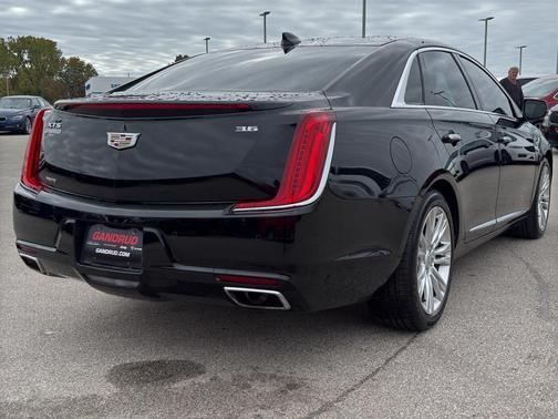 2018 Cadillac XTS Luxury