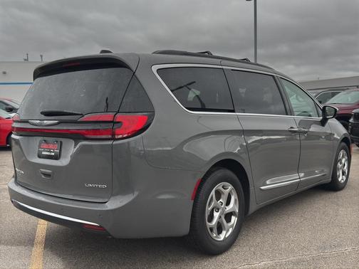 2023 Chrysler Pacifica Limited