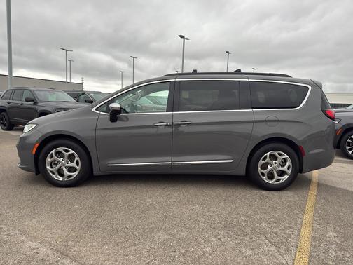 2023 Chrysler Pacifica Limited