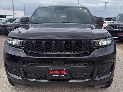 Diamond Black 2025 Jeep Grand Cherokee L Laredo