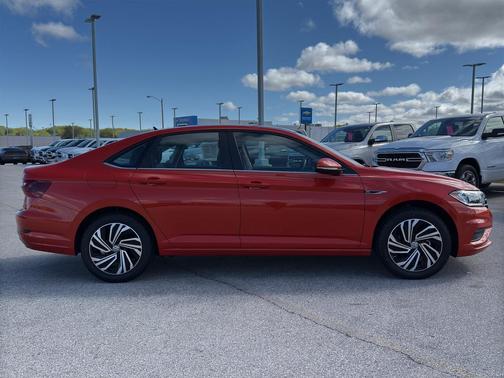 2021 Volkswagen Jetta 1.4T SEL Premium