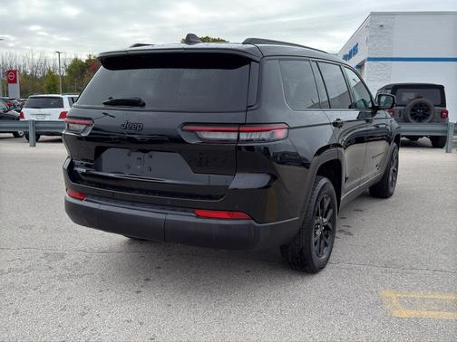 2024 Jeep Grand Cherokee L Laredo