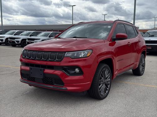 Redline Pearlcoat 2022 Jeep Compass (RED) Edition