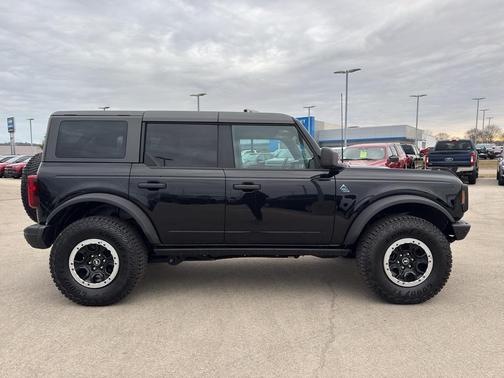 2022 Ford Bronco Black Diamond